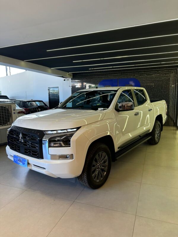 L200 TRITON HPE 0KM 2026