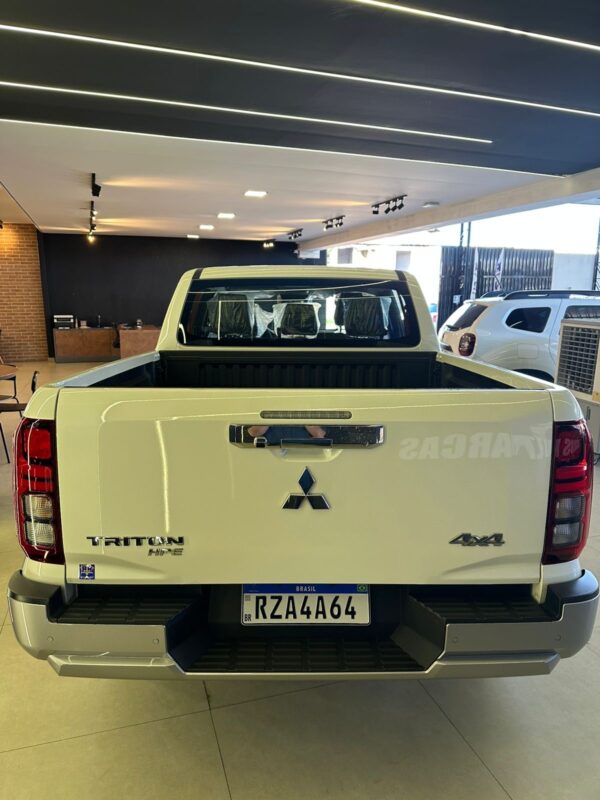 L200 TRITON HPE 0KM 2026 - Image 6