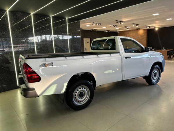 HILUX CS MANUAL 0KM 2025 - Image 6