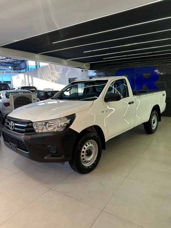 HILUX CS MANUAL 0KM 2025