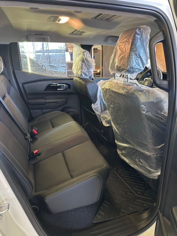 L200 TRITON HPE 0KM 2026 - Image 7