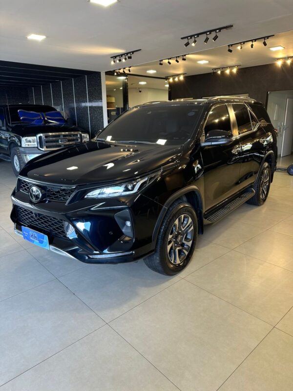 HILUX SW4 7LUG DIAMOND 2022